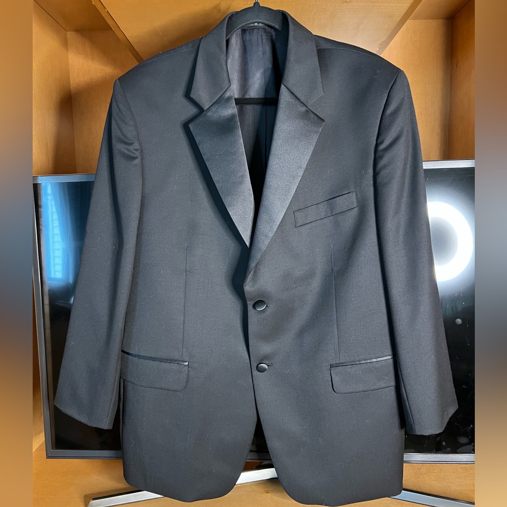 Jones New York From Macys Store, Perfect Condition, Looks Amazing